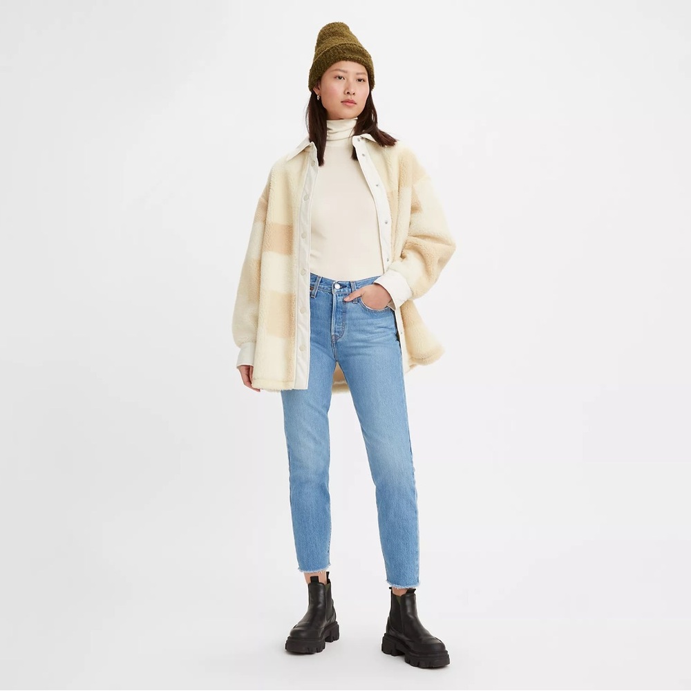 Levi’s Wedgie Straight - Athens No Way Medium Wash - Raw Hem